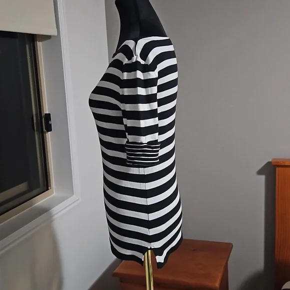 Ralph Lauren Cotton Black & White Stripped Ladies Top Size S. Sleeves ½-Length - Picture 4 of 11